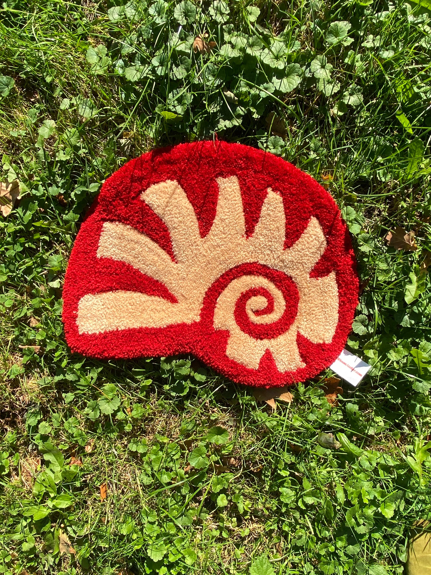 Sea shell handmade wall rug
